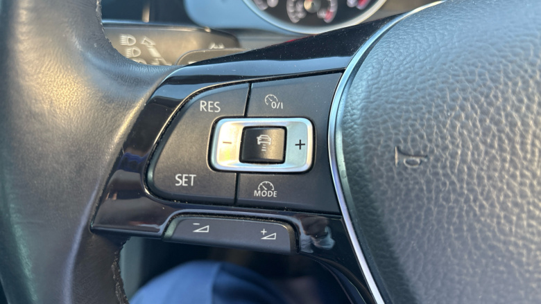 Volkswagen Golf 1.5 TSI EVO 150 GT 5dr DSG Petrol Hatchback